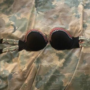 Strapless bikini top